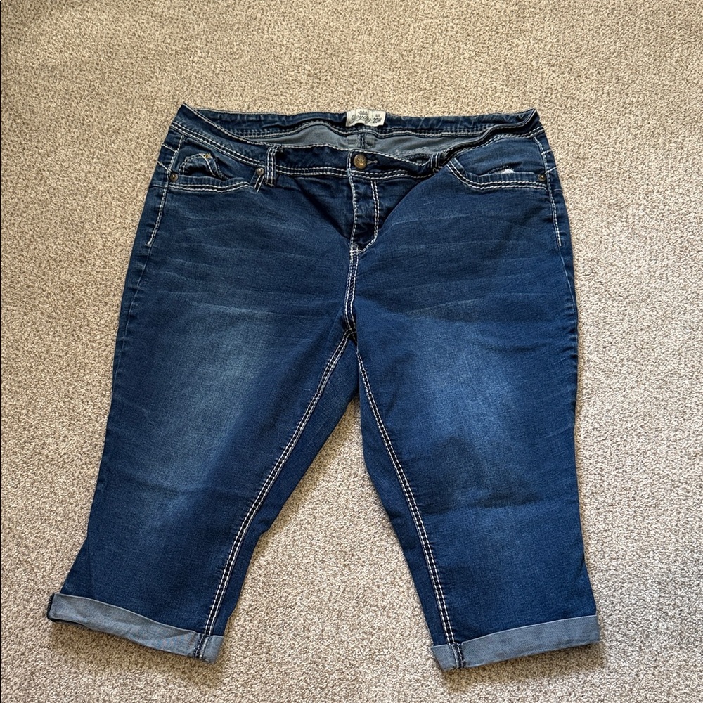 Women's Blue Denim Jeans Capris